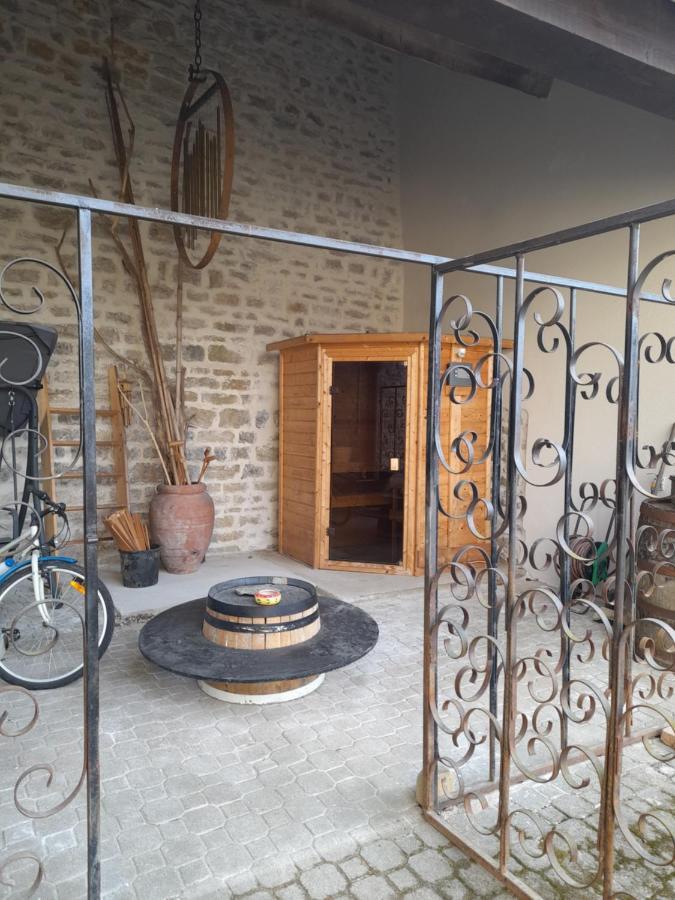 Chambre Du Jura Saint-Germain-lès-Arlay Exterior foto